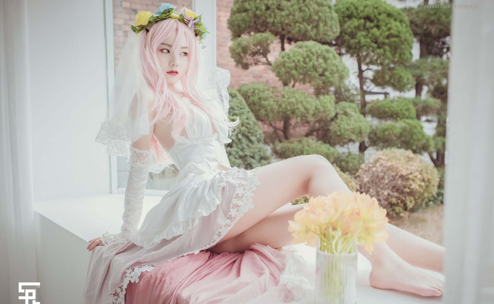 ( Photolife  ) Yuna Yuna's – Vol.2 Cosplay  SAINT 4ҳ